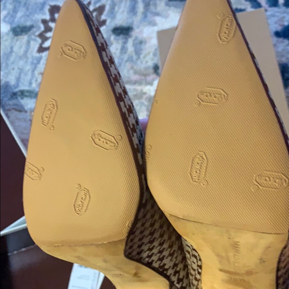 ♥️SOLD♥️Manolo Blahnik - Picture 6 of 6